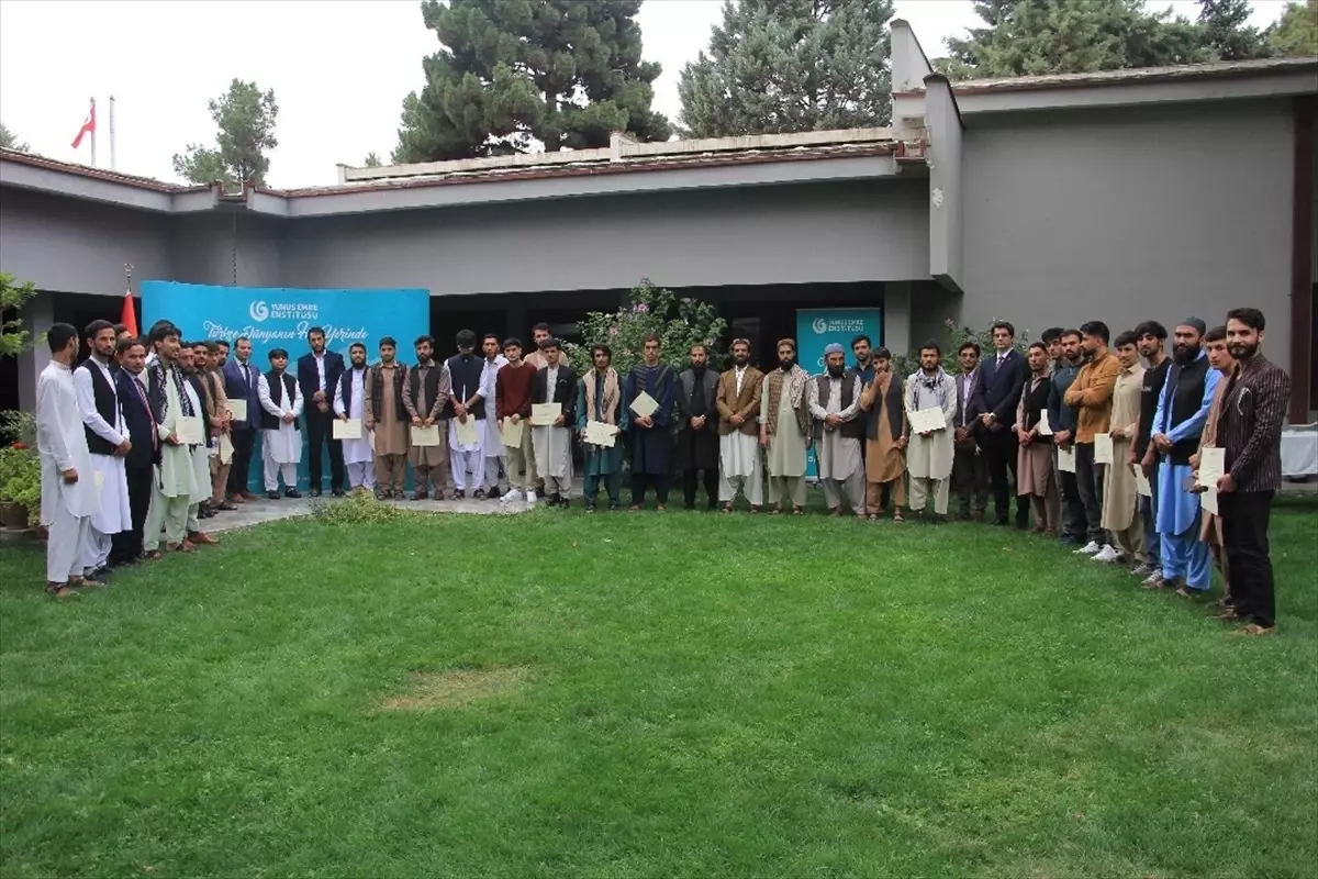 Afganistan’da Yunus Emre Enstitüsü Kursiyerlerine Sertifika Töreni